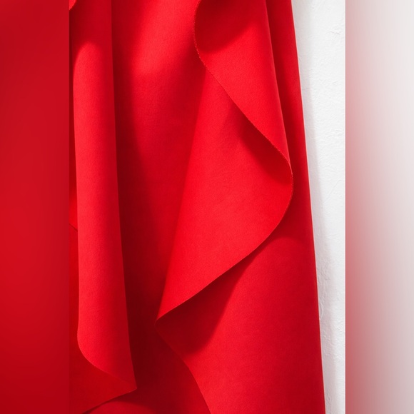 Red Waterfall Cape Vest / Draped “Capă” Statement Layer (Boutique) - Picture 4 of 4